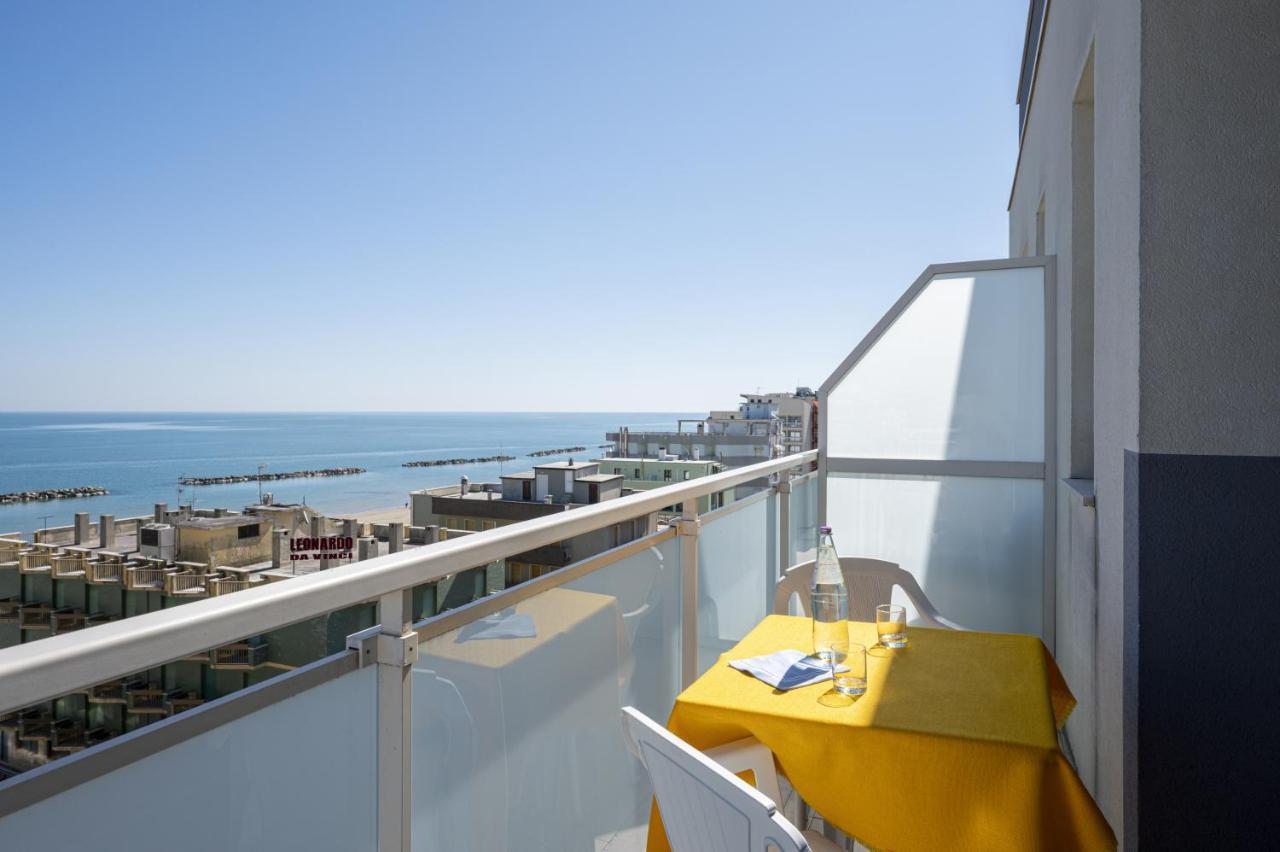 Hotel Amadei Figaro & Pesaro