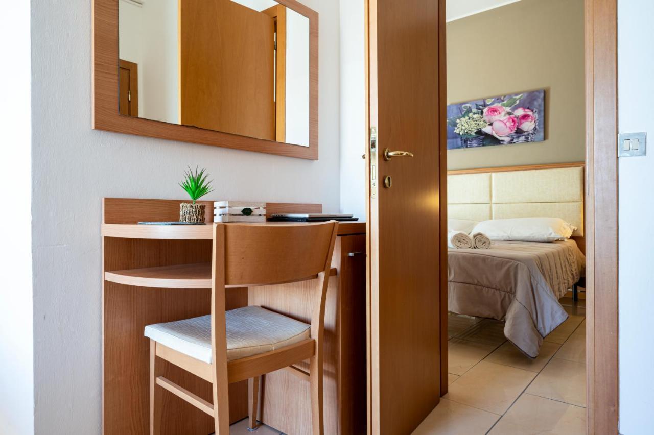 Amadei Figaro & Hotel