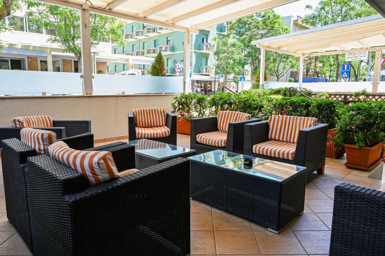 Hotel Amadei Figaro & Pésaro